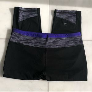 VSX cropped legging